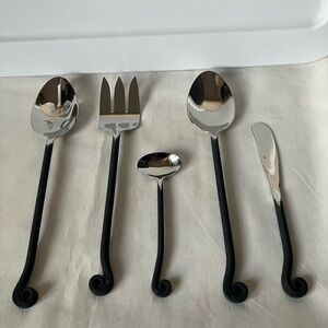 Gourmet Settings Treble Clef 18/10 Stainless Steel 5pc. Hostess Set.